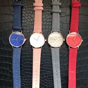 Roman numeral fashion wristwatches